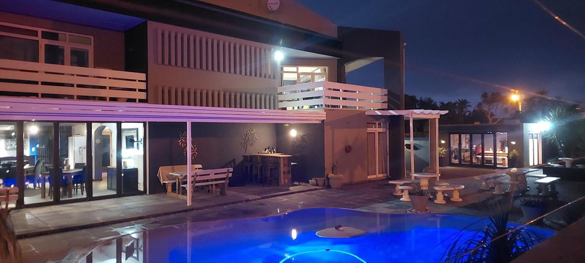 Acomodação com café da manhã  Beachwood Melkbosstrand 4*